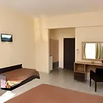 Santa Helena Hotel (Adults Only) فندق 3*