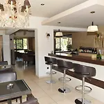 Santa Helena Hotel (Adults Only)