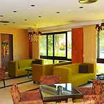 Santa Helena Hotel (Adults Only) 3*