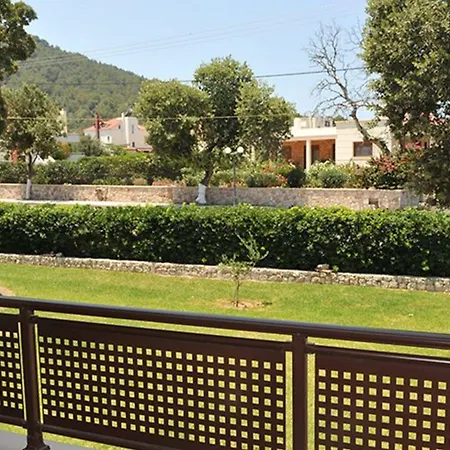 Hotel Santa Helena 3*