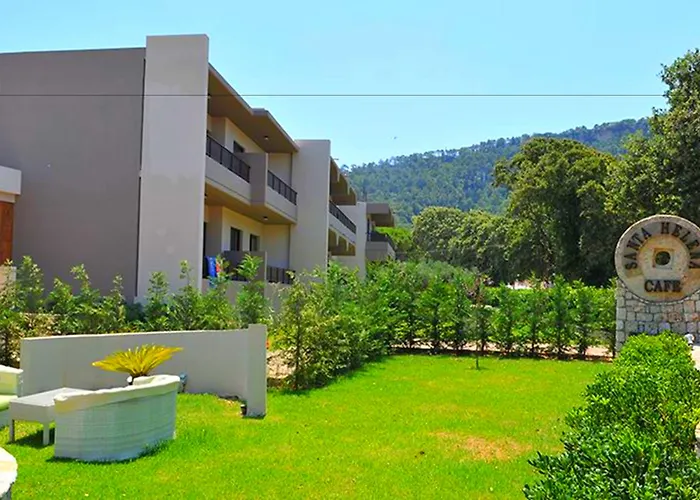 Santa Helena Hotel (Adults Only)