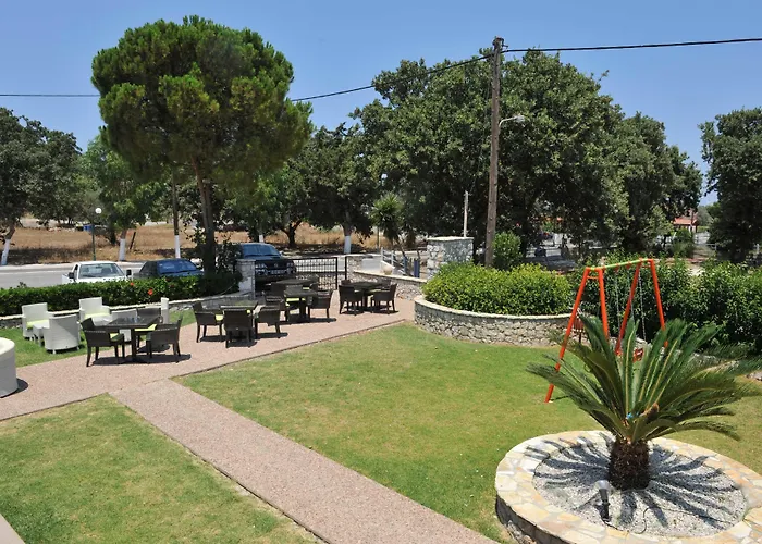 Santa Helena Hotel (Adults Only) Hotel