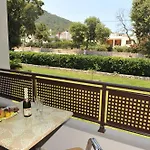 Santa Helena Hotel (Adults Only) 3*