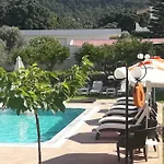 Santa Helena Hotel (Adults Only) 3*