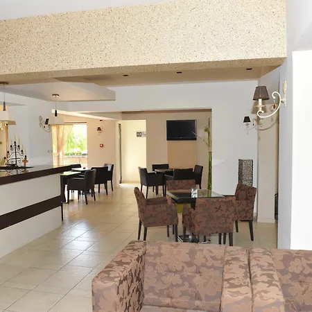 Santa Helena Hotel (Adults Only)