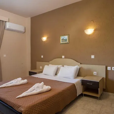 מלון Santa Helena (adults Only) 3*