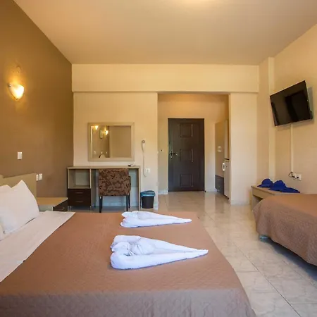 מלון Santa Helena (adults Only) יאליסוס