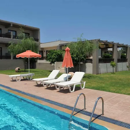 Hotel Santa Helena 3*